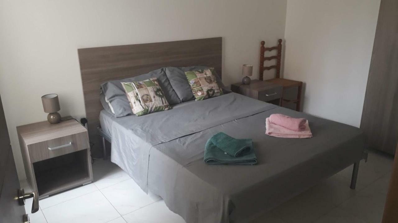 Seafront Room Msida Exterior foto